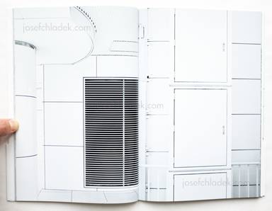 Sample page 6 for book  Ikuhisa Sawada – closed circuit (フォトグラファー 澤田 育久)