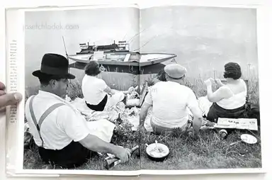 Sample page 20 for book "Cartier-Bresson, Henri – Henri Cartier-Bresson - The Decisive Moment" Sample page 20 for book "Cartier-Bresson, Henri – Henri Cartier-Bresson - The Decisive Moment"