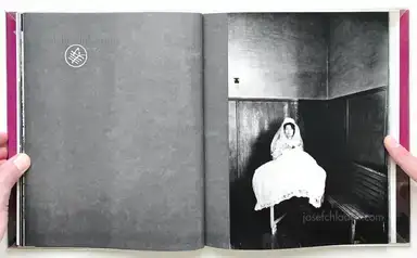 Sample page 20 for book "Fukase, Masahisa – Masahisa Fukase - Yugi (Homo Ludence) (深瀬 昌久 遊戯 映像の現代4)" Sample page 20 for book "Fukase, Masahisa – Masahisa Fukase - Yugi (Homo Ludence) (深瀬 昌久 遊戯 映像の現代4)"