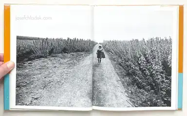Sample page 22 for book "Ueda, Shōji – Shōji Ueda - Children the Year Around (植田 正治 童暦 映像の現代3)" Sample page 22 for book "Ueda, Shōji – Shōji Ueda - Children the Year Around (植田 正治 童暦 映像の現代3)"