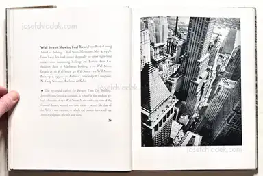 Sample page 20 for book "Abbott, Berenice – Berenice Abbott - Changing New York" Sample page 20 for book "Abbott, Berenice – Berenice Abbott - Changing New York"
