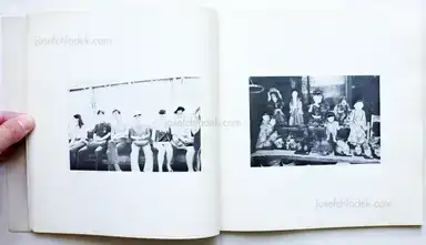 Sample page 15 for book "Araki, Nobuyoshi – Nobuyoshi Araki - Sentimental Journey (Senchimentaru na Tabi, 荒木経惟 センチメンタルな旅)" Sample page 15 for book "Araki, Nobuyoshi – Nobuyoshi Araki - Sentimental Journey (Senchimentaru na Tabi, 荒木経惟 センチメンタルな旅)"