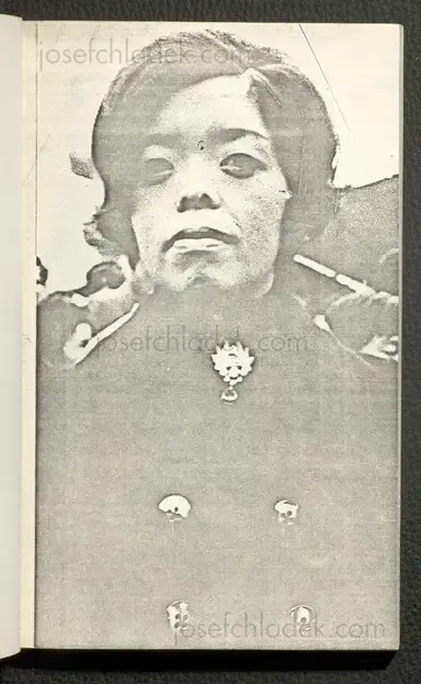 Sample page 26 for book "Araki, Nobuyoshi – Nobuyoshi Araki - Xerox Photobook #1 - "70 Faces" (Zerokkusu Shashincho #1) (荒木経惟 ゼロックス写真帳 #1)" Sample page 26 for book "Araki, Nobuyoshi – Nobuyoshi Araki - Xerox Photobook #1 - "70 Faces" (Zerokkusu Shashincho #1) (荒木経惟 ゼロックス写真帳 #1)"