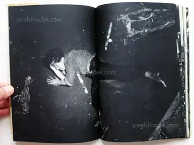 Sample page 4 for book "Hamaya, Hiroshi – Hiroshi Hamaya - A Chronicle of Grief and Anger (濱谷浩 怒りと悲しみの記録)" Sample page 4 for book "Hamaya, Hiroshi – Hiroshi Hamaya - A Chronicle of Grief and Anger (濱谷浩 怒りと悲しみの記録)"