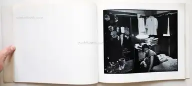 Sample page 12 for book "Ishiuchi, Miyako – Miyako Ishiuchi - Apartment (石内 都 写真集)" Sample page 12 for book "Ishiuchi, Miyako – Miyako Ishiuchi - Apartment (石内 都 写真集)"