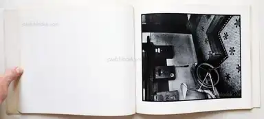 Sample page 11 for book "Ishiuchi, Miyako – Miyako Ishiuchi - Apartment (石内 都 写真集)" Sample page 11 for book "Ishiuchi, Miyako – Miyako Ishiuchi - Apartment (石内 都 写真集)"