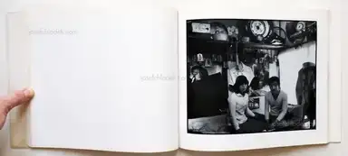 Sample page 10 for book "Ishiuchi, Miyako – Miyako Ishiuchi - Apartment (石内 都 写真集)" Sample page 10 for book "Ishiuchi, Miyako – Miyako Ishiuchi - Apartment (石内 都 写真集)"