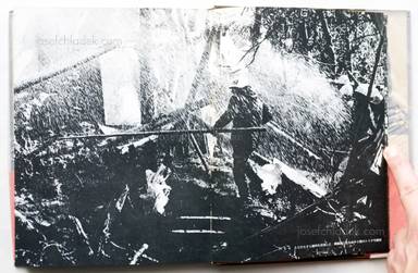 Sample page 4 for book  Tadao Mitome – Sanrizuka - Moeru Hokuso daichi / Document 1966-1971 (三留 理男 三里塚 -燃える北総台地)