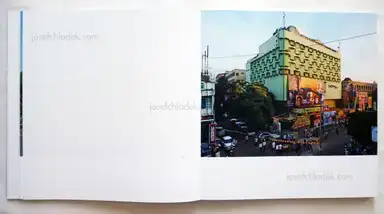 Sample page 17 for book "Haubitz, Sabine & Stefanie Zoche – Haubitz + Zoche - Hybrid Modernism - Movie Theatres in South India" Sample page 17 for book "Haubitz, Sabine & Stefanie Zoche – Haubitz + Zoche - Hybrid Modernism - Movie Theatres in South India"