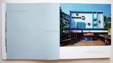 Sample page 16 for book "Haubitz, Sabine & Stefanie Zoche – Haubitz + Zoche - Hybrid Modernism - Movie Theatres in South India" Sample page 16 for book "Haubitz, Sabine & Stefanie Zoche – Haubitz + Zoche - Hybrid Modernism - Movie Theatres in South India"