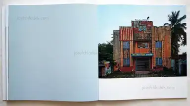 Sample page 3 for book "Haubitz, Sabine & Stefanie Zoche – Haubitz + Zoche - Hybrid Modernism - Movie Theatres in South India" Sample page 3 for book "Haubitz, Sabine & Stefanie Zoche – Haubitz + Zoche - Hybrid Modernism - Movie Theatres in South India"