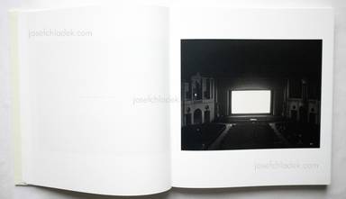 Sample page 22 for book "Sugimoto, Hiroshi – Hiroshi Sugimoto - Theaters " Sample page 22 for book "Sugimoto, Hiroshi – Hiroshi Sugimoto - Theaters "