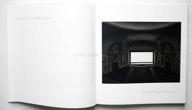 Sample page 16 for book "Sugimoto, Hiroshi – Hiroshi Sugimoto - Theaters " Sample page 16 for book "Sugimoto, Hiroshi – Hiroshi Sugimoto - Theaters "