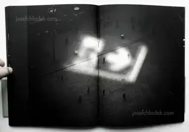 Sample page 6 for book "Bitesnich, Andreas – Andreas H. Bitesnich - Deeper Shades #05 Berlin" Sample page 6 for book "Bitesnich, Andreas – Andreas H. Bitesnich - Deeper Shades #05 Berlin"