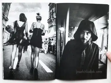 Sample page 4 for book "Reister, Christian – Christian Reister - Driftwood No.6 | Vienna" Sample page 4 for book "Reister, Christian – Christian Reister - Driftwood No.6 | Vienna"