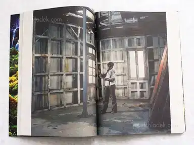 Sample page 1 for book "Pinckers, Max – Max Pinckers - The Fourth Wall" Sample page 1 for book "Pinckers, Max – Max Pinckers - The Fourth Wall"