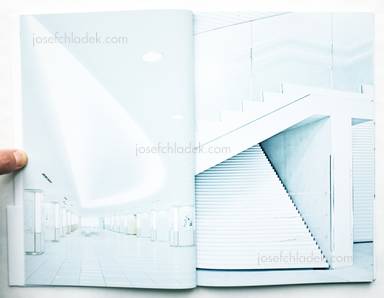 Sample page 2 for book  Ikuhisa Sawada – closed circuit (フォトグラファー 澤田 育久)