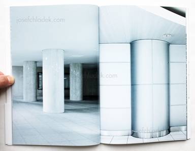 Sample page 5 for book  Ikuhisa Sawada – closed circuit (フォトグラファー 澤田 育久)