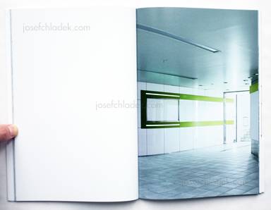 Sample page 7 for book  Ikuhisa Sawada – closed circuit (フォトグラファー 澤田 育久)