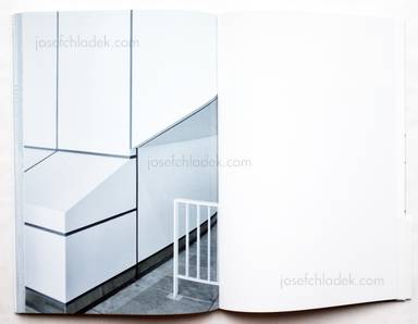 Sample page 15 for book  Ikuhisa Sawada – closed circuit (フォトグラファー 澤田 育久)