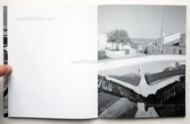 Sample page 4 for book "Guimaraes, Pedro – Pedro Guimaraes - How to fly" Sample page 4 for book "Guimaraes, Pedro – Pedro Guimaraes - How to fly"