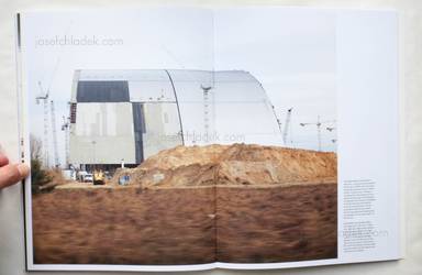 Sample page 4 for book "Hessing, Esther & Sophieke Thurmer – Esther Hessing & Sophieke Thurmer - Bound to the Ground" Sample page 4 for book "Hessing, Esther & Sophieke Thurmer – Esther Hessing & Sophieke Thurmer - Bound to the Ground"