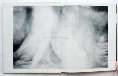 Sample page 24 for book  Tsuguhiro Arakawa &ndash; Shashinshu (新川次丕 写真集)