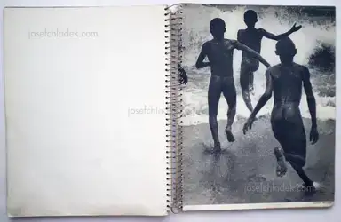 Sample page 7 for book "Arts et Métiers Graphiques – Arts et Métiers Graphiques - Photographie 1931" Sample page 7 for book "Arts et Métiers Graphiques – Arts et Métiers Graphiques - Photographie 1931"