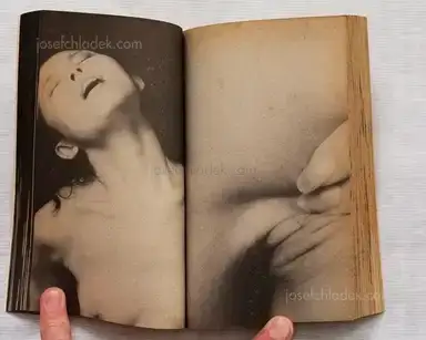 Sample page 6 for book "Shinoyama, Kishin – Kishin Shinoyama - Bibun (Differential / Différentiel)" Sample page 6 for book "Shinoyama, Kishin – Kishin Shinoyama - Bibun (Differential / Différentiel)"