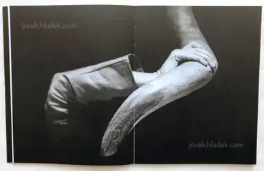 Sample page 11 for book "Moreira, Nuno – Nuno Moreira - She Looks into Me" Sample page 11 for book "Moreira, Nuno – Nuno Moreira - She Looks into Me"