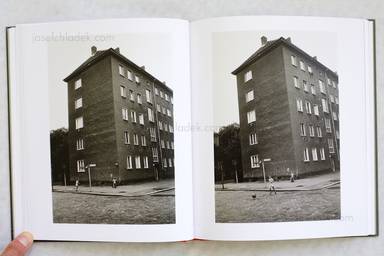 Sample page 6 for book "Clement, Krass – Krass Clement - Venten på i går/Auf gestern warten" Sample page 6 for book "Clement, Krass – Krass Clement - Venten på i går/Auf gestern warten"