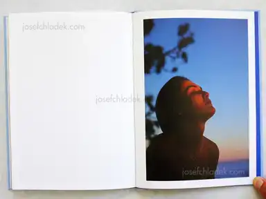 Sample page 2 for book "Sassen, Viviane – Viviane Sassen - Roxane" Sample page 2 for book "Sassen, Viviane – Viviane Sassen - Roxane"