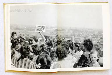 Sample page 8 for book "Cartier-Bresson, Henri – Henri Cartier-Bresson - The People of Moscow" Sample page 8 for book "Cartier-Bresson, Henri – Henri Cartier-Bresson - The People of Moscow"