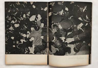 Sample page 6 for book Shigeru Tamura – Rope Ladders and Steel Hats - 縄ばしごと鉄かぶと -主婦と生活労組318日斗争写真集