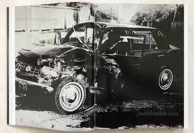 Sample page 26 for book "Moriyama, Daido – Daido Moriyama - Record 森山 大道 記録" Sample page 26 for book "Moriyama, Daido – Daido Moriyama - Record 森山 大道 記録"