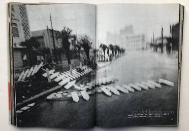 Sample page 9 for book Tatsuo Kurihara – Okinawa 1961 - 1970 Photoreportage - 写真報告オキナワ 1961 - 1970 栗原　達男