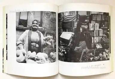 Sample page 10 for book "Riha, Georg – Georg Riha - Der Wiener Naschmarkt" Sample page 10 for book "Riha, Georg – Georg Riha - Der Wiener Naschmarkt"