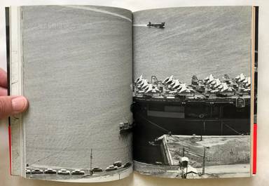 Sample page 4 for book "Tomatsu, Shomei – Shomei Tomatsu - Nagasaki 11:02 1945 - 長崎「11:02」1945年8月9日 東松 照明" Sample page 4 for book "Tomatsu, Shomei – Shomei Tomatsu - Nagasaki 11:02 1945 - 長崎「11:02」1945年8月9日 東松 照明"