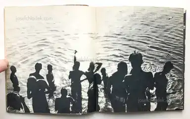 Sample page 15 for book "Hirokazu, Ishida – Ishida Hirokazu - Baramon to Janta : Indo / Brahman and the People : India - バラモンとジャンタ―インド 石田紘一写真集" Sample page 15 for book "Hirokazu, Ishida – Ishida Hirokazu - Baramon to Janta : Indo / Brahman and the People : India - バラモンとジャンタ―インド 石田紘一写真集"