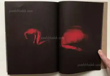 Sample page 4 for book "D'Agata, Antoine – Antoine D'Agata - Oscurana" Sample page 4 for book "D'Agata, Antoine – Antoine D'Agata - Oscurana"