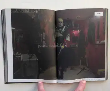 Sample page 8 for book "Neri, Valentina – Valentina Neri - Almanacco Toilet Club" Sample page 8 for book "Neri, Valentina – Valentina Neri - Almanacco Toilet Club"