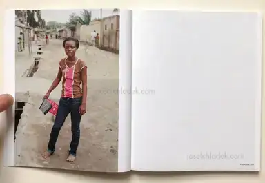 Sample page 17 for book "Neumann, Tobias – Tobias Neumann - Deux Sœurs / Zwei Schwestern" Sample page 17 for book "Neumann, Tobias – Tobias Neumann - Deux Sœurs / Zwei Schwestern"