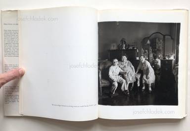 Sample page 21 for book "Arbus, Diane – Diane Arbus - An Aperture Monograph" Sample page 21 for book "Arbus, Diane – Diane Arbus - An Aperture Monograph"