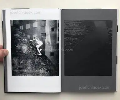 Sample page 9 for book "Amaya, Camilo – Camilo Amaya - In/Signe" Sample page 9 for book "Amaya, Camilo – Camilo Amaya - In/Signe"