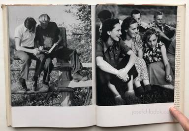 Sample page 17 for book Edith Rimkus – Erntesommer. Mit der Kamera auf einem Volksgut.