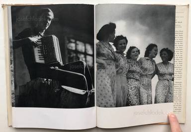 Sample page 18 for book Edith Rimkus – Erntesommer. Mit der Kamera auf einem Volksgut.