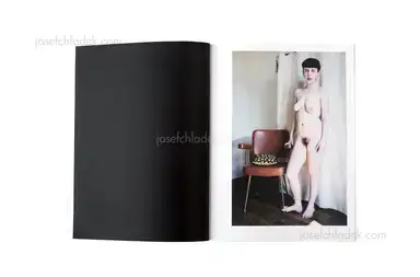 Sample page 10 for book "Emilie Hallard – Emilie Hallard - Les corps incorruptibles" Sample page 10 for book "Emilie Hallard – Emilie Hallard - Les corps incorruptibles"