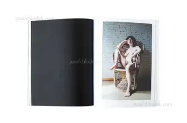 Sample page 2 for book "Emilie Hallard – Emilie Hallard - Les corps incorruptibles" Sample page 2 for book "Emilie Hallard – Emilie Hallard - Les corps incorruptibles"