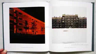 Sample page 2 for book "Mitchell, Peter – Peter Mitchell - Strangely Familiar" Sample page 2 for book "Mitchell, Peter – Peter Mitchell - Strangely Familiar"