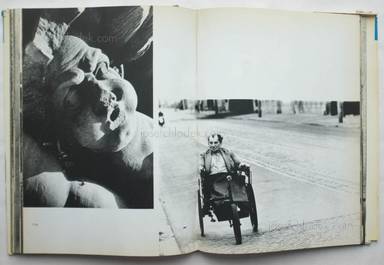 Sample page 12 for book Bernard Larsson – Die ganze Stadt Berlin. Politische Fotos